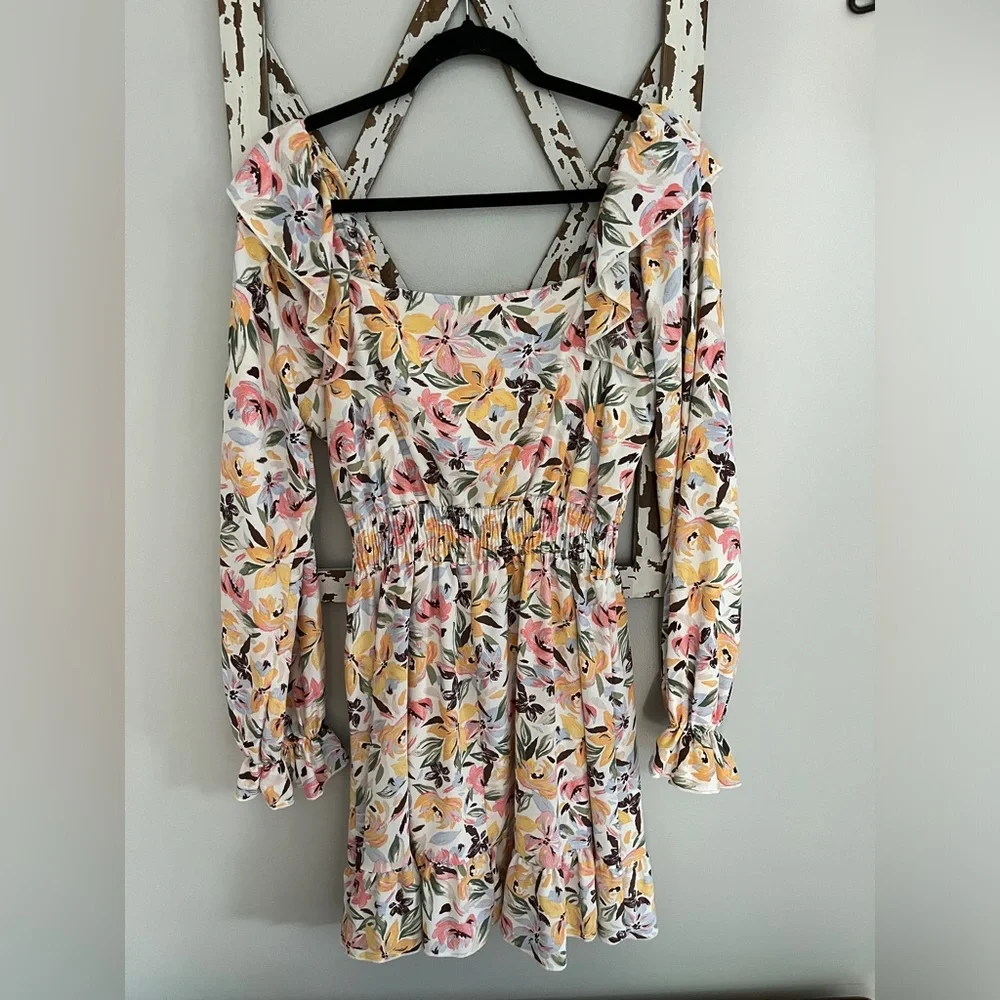 Peach Love California Women's Floral Dress Size‎ Large.